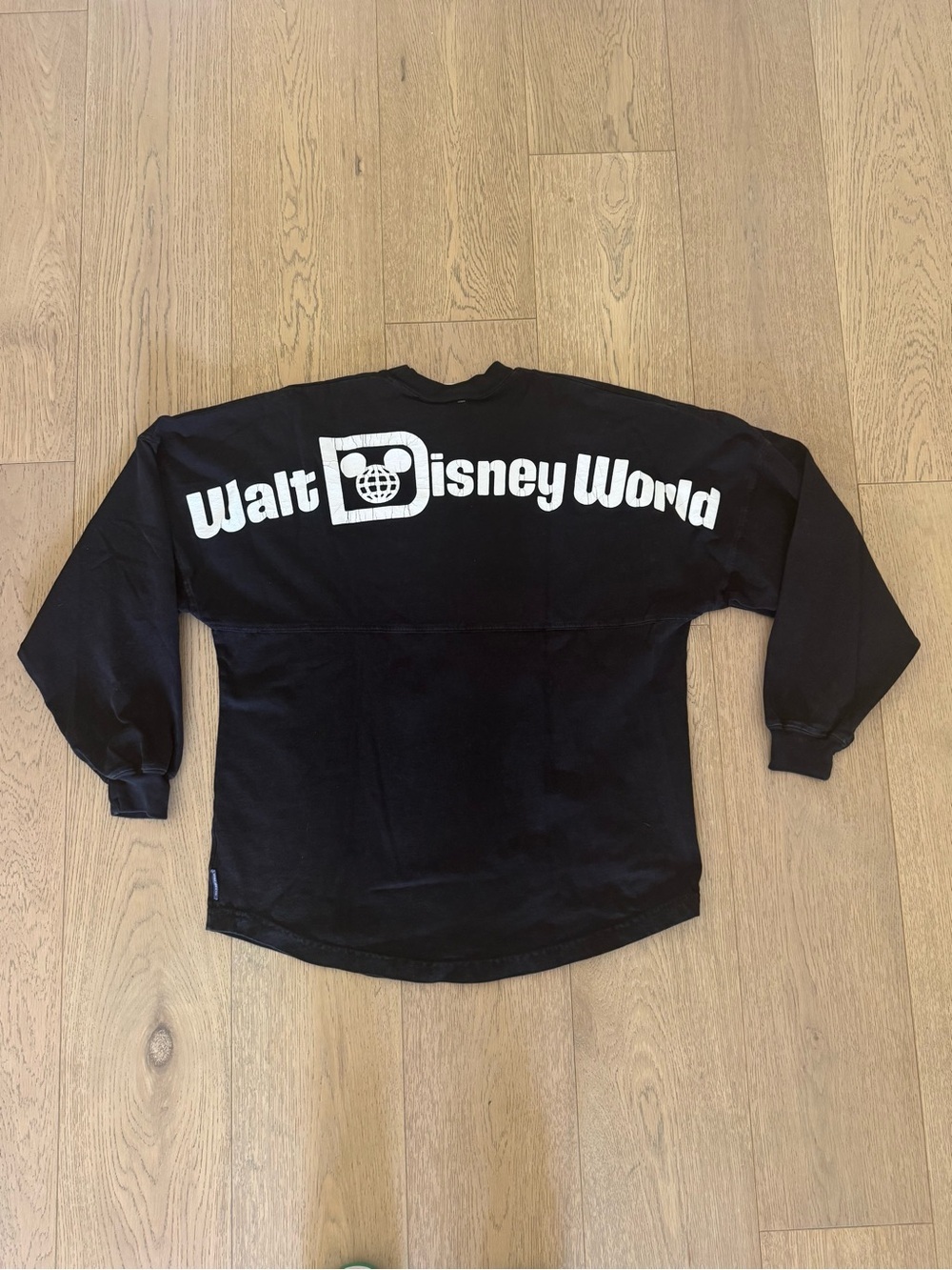 Vintage Walt Disney World Black Graphic Long Sleeve Shirt